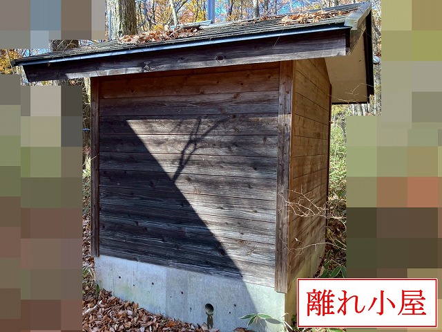 塗装前の離れ小屋