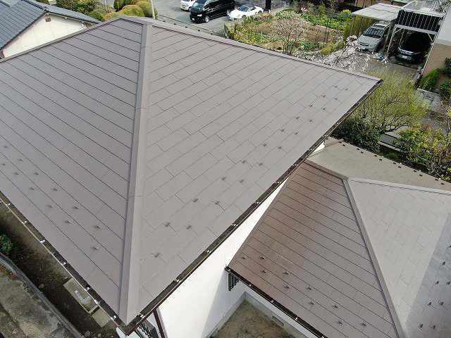 甲府市　スレート屋根　屋根塗装　工事完了