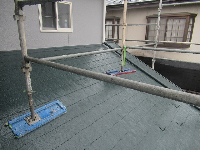 南アルプス市　屋根塗装　完成