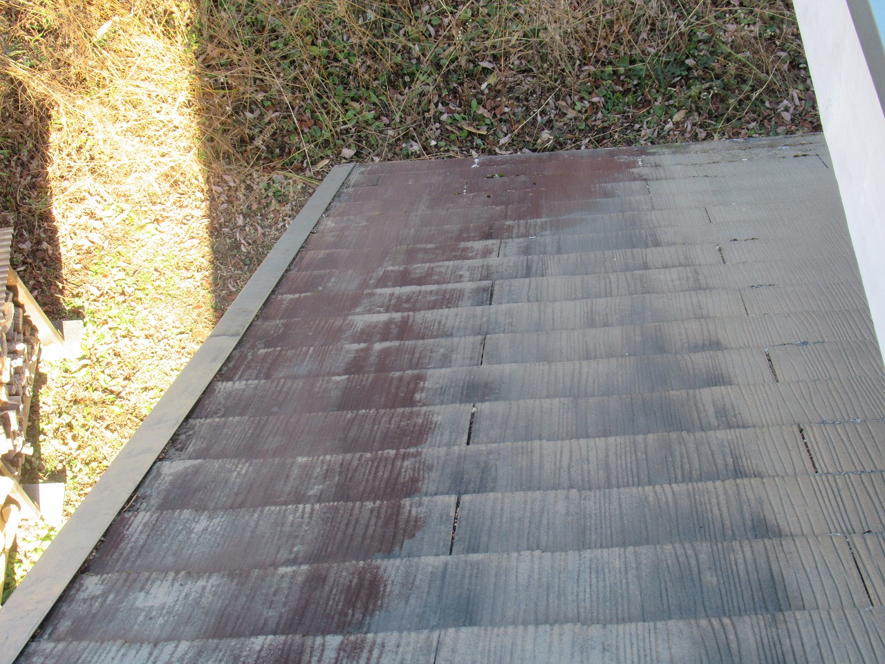 北杜市　屋根塗装　塗膜劣化　スレート　塗装時期