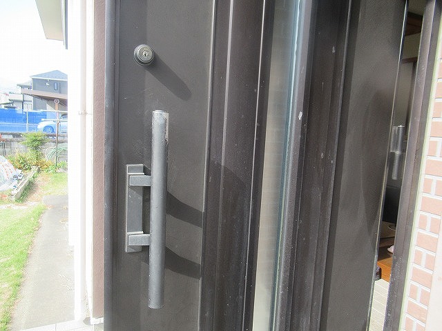 昭和町　玄関ドア塗装　工事前