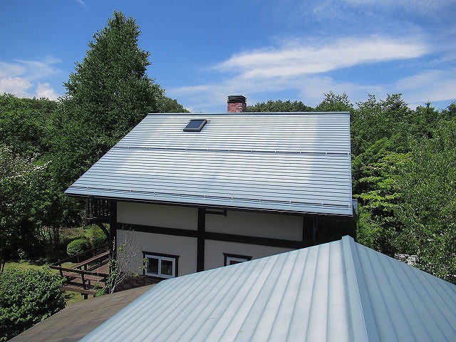 北杜市　車庫屋根点検