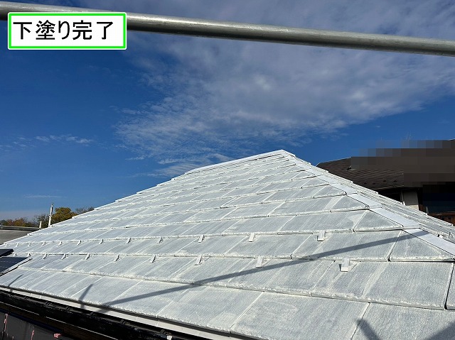 甲斐市で劣化したセメント瓦屋根の下塗りに遮熱効果のあるサーモアイ 