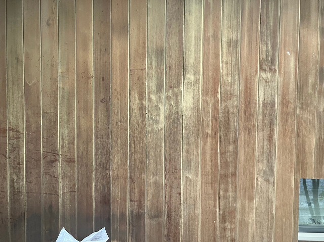 甲斐市の住宅で板張り外壁・木部をキシラデコールで『木』本来の温もりのある表情に