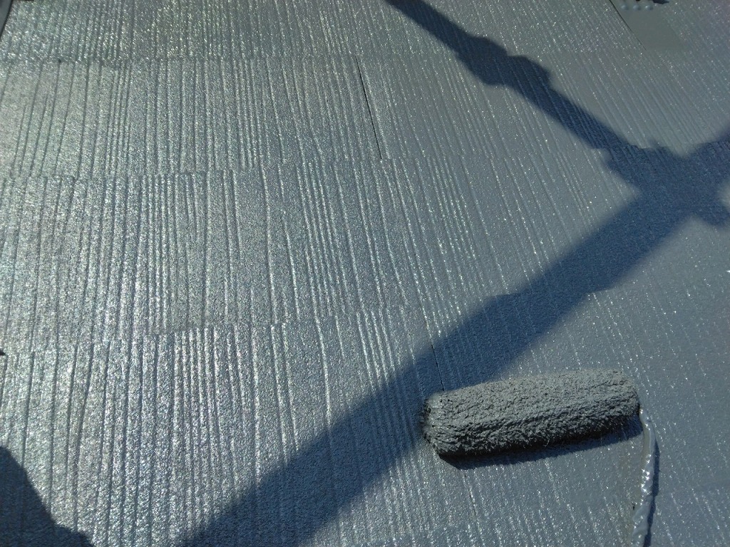 屋根塗装　中塗り　山梨