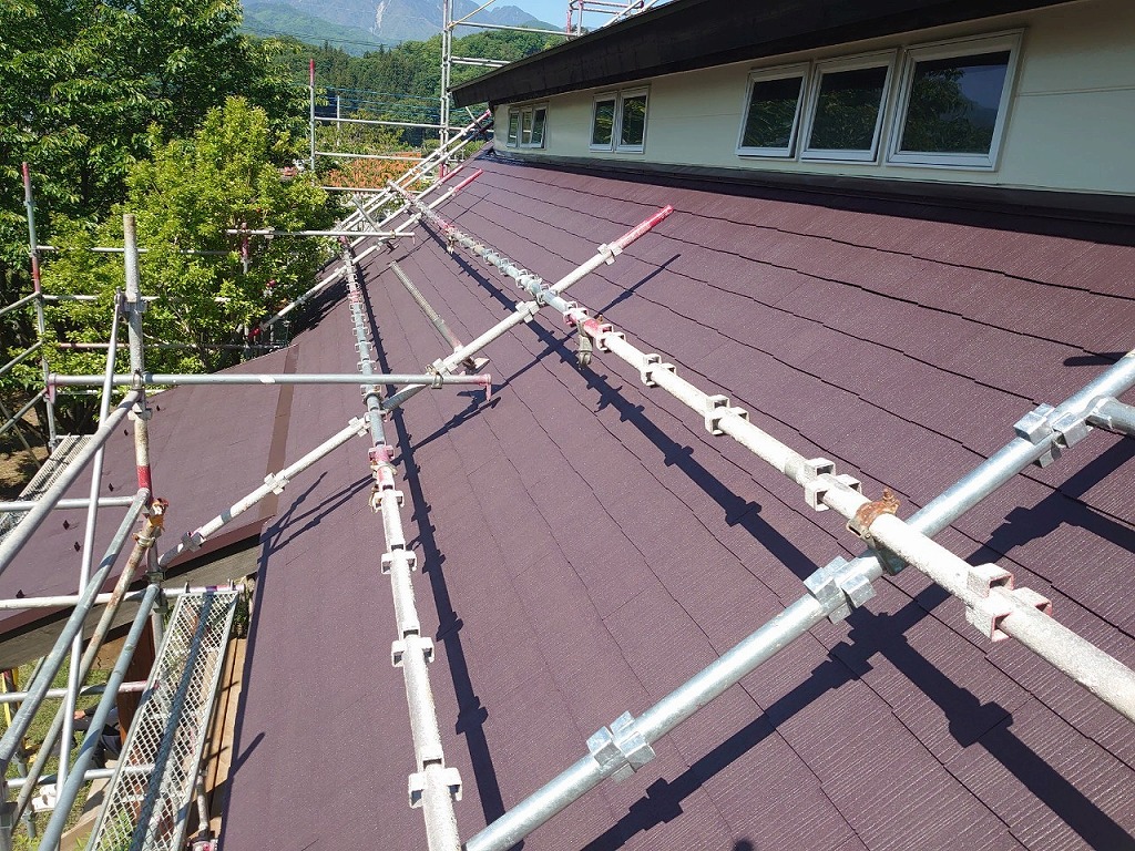 屋根塗装工事　山梨県